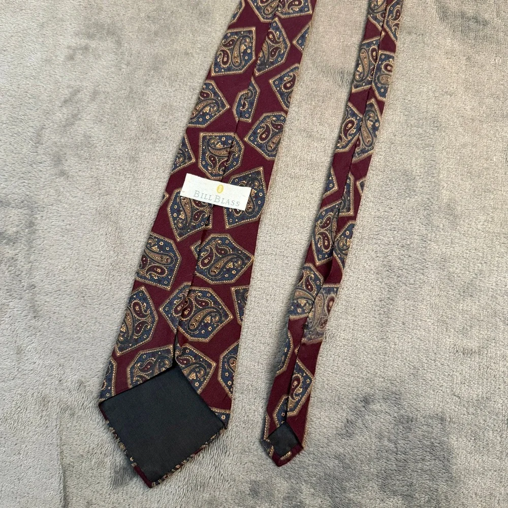 bill blass item excellent